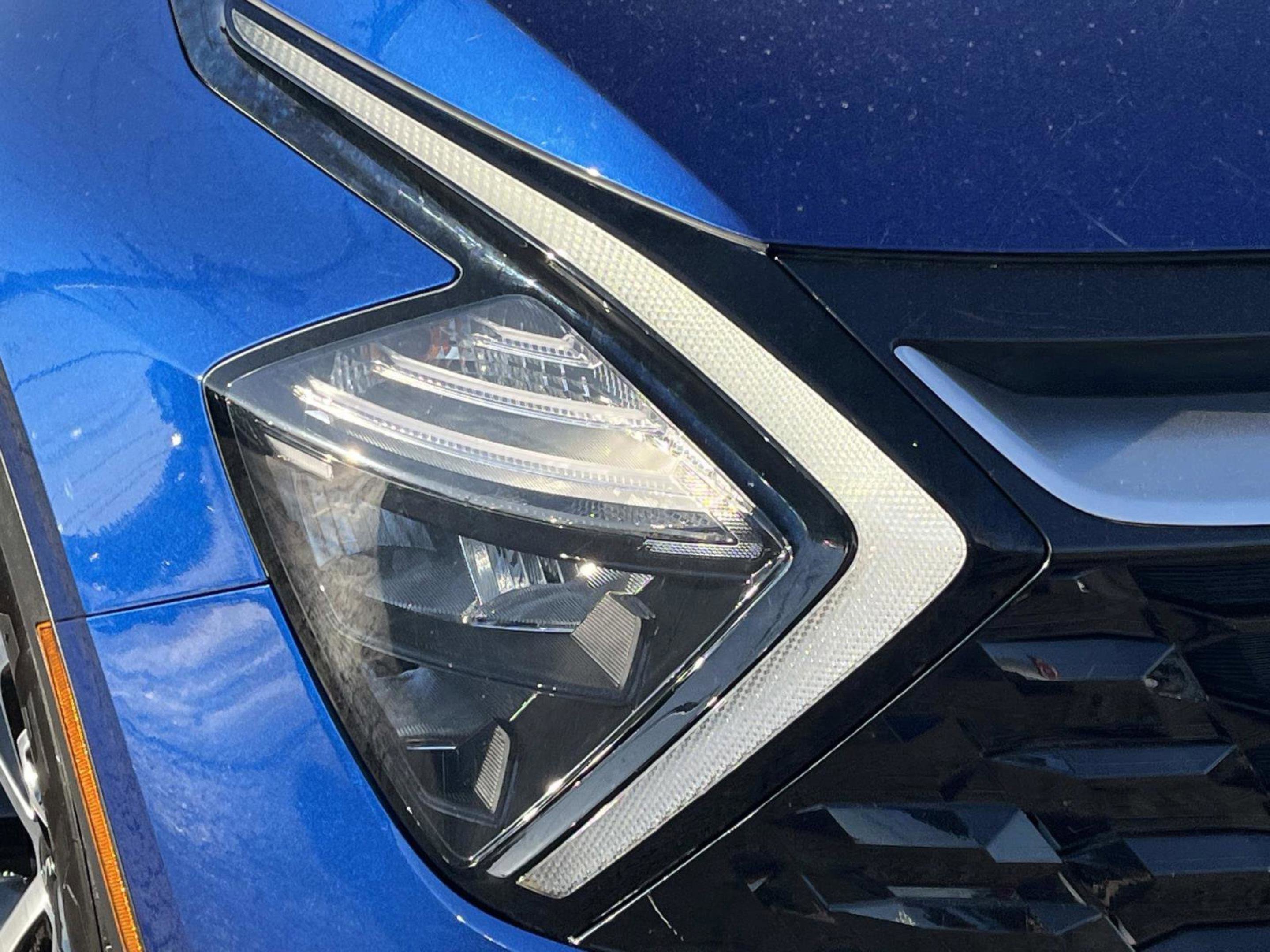 Used 2023 Kia Sportage EX image 9