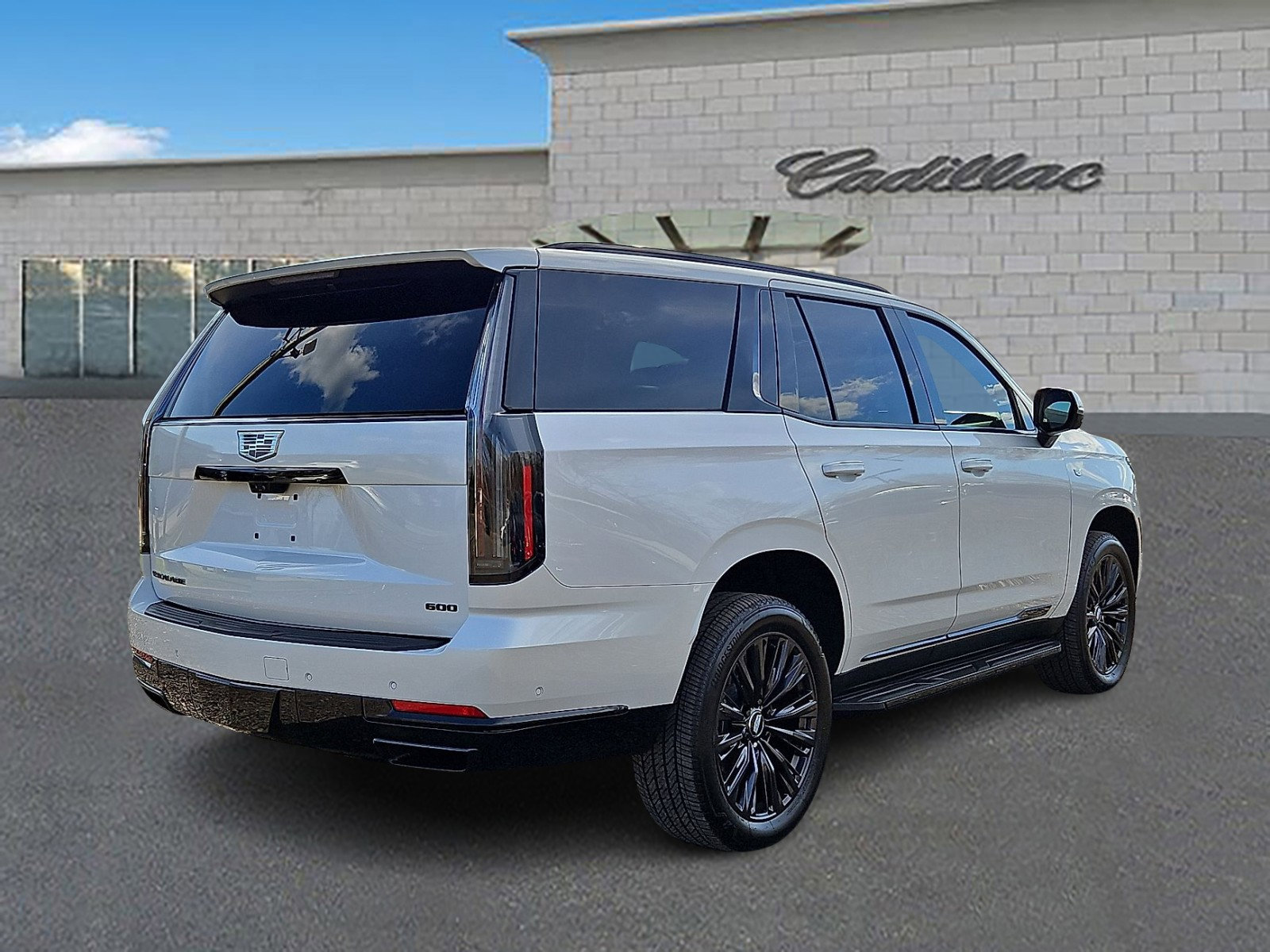 Certified 2025 Cadillac Escalade Sport w/ LPO, ONYX Package image 4