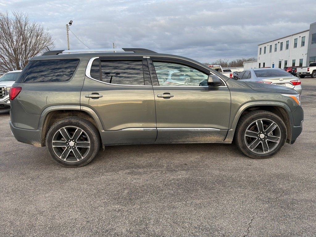 Used 2017 GMC Acadia Denali w/ Technology Package image 4