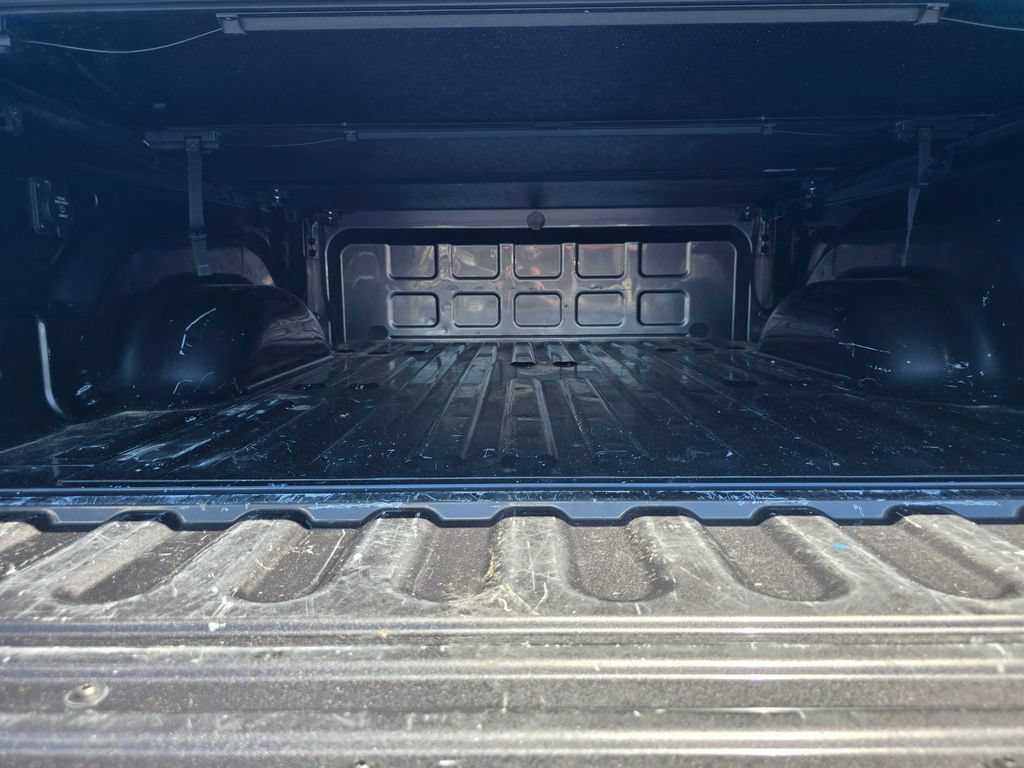 Used 2022 RAM 2500 Laramie w/ Night Edition AWD/4WD image 14