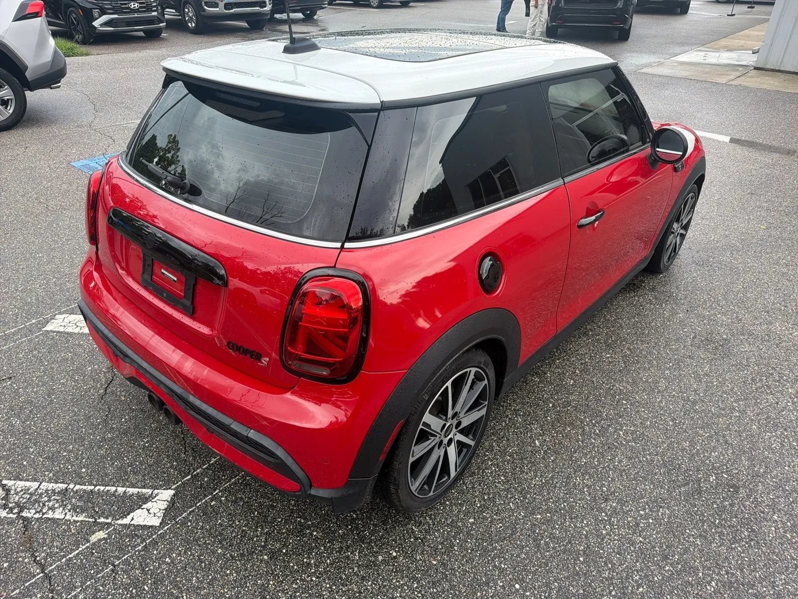Used 2024 MINI Cooper S FWD image 11