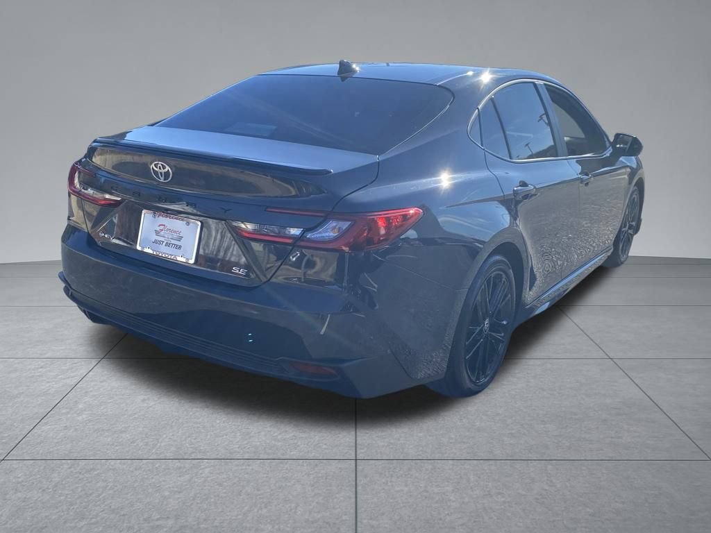 Used 2025 Toyota Camry SE image 16