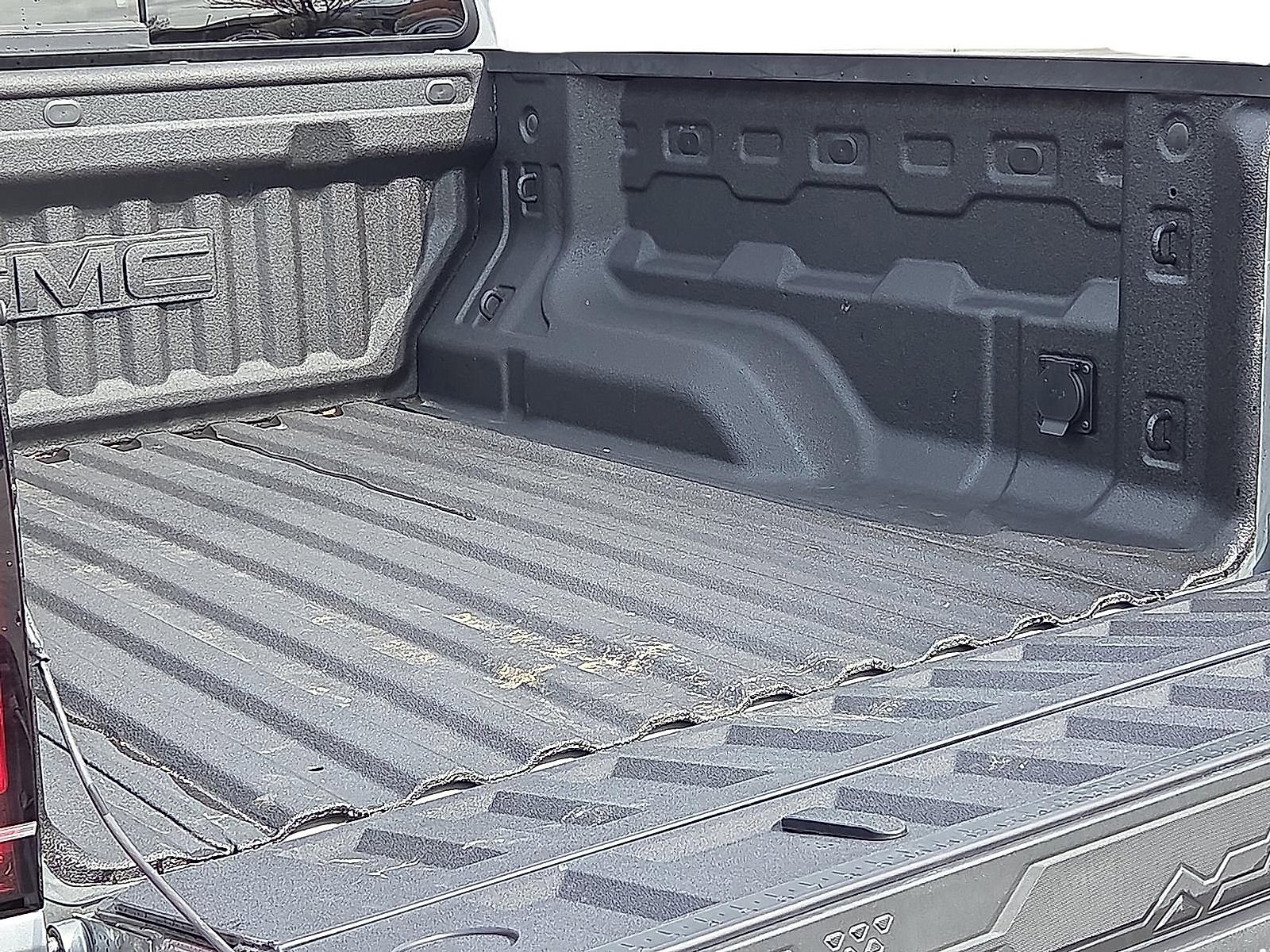 Used 2026 GMC Canyon AT4 image 9