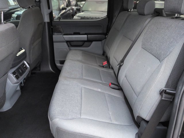 Used 2024 Ford F150 Lightning XLT AWD/4WD image 14