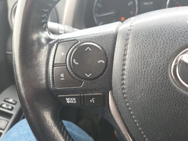 Used 2016 Toyota RAV4 XLE AWD/4WD image 37