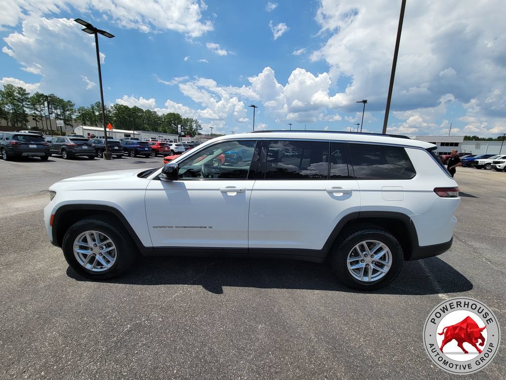 Used 2023 Jeep Grand Cherokee L Laredo AWD/4WD image 3