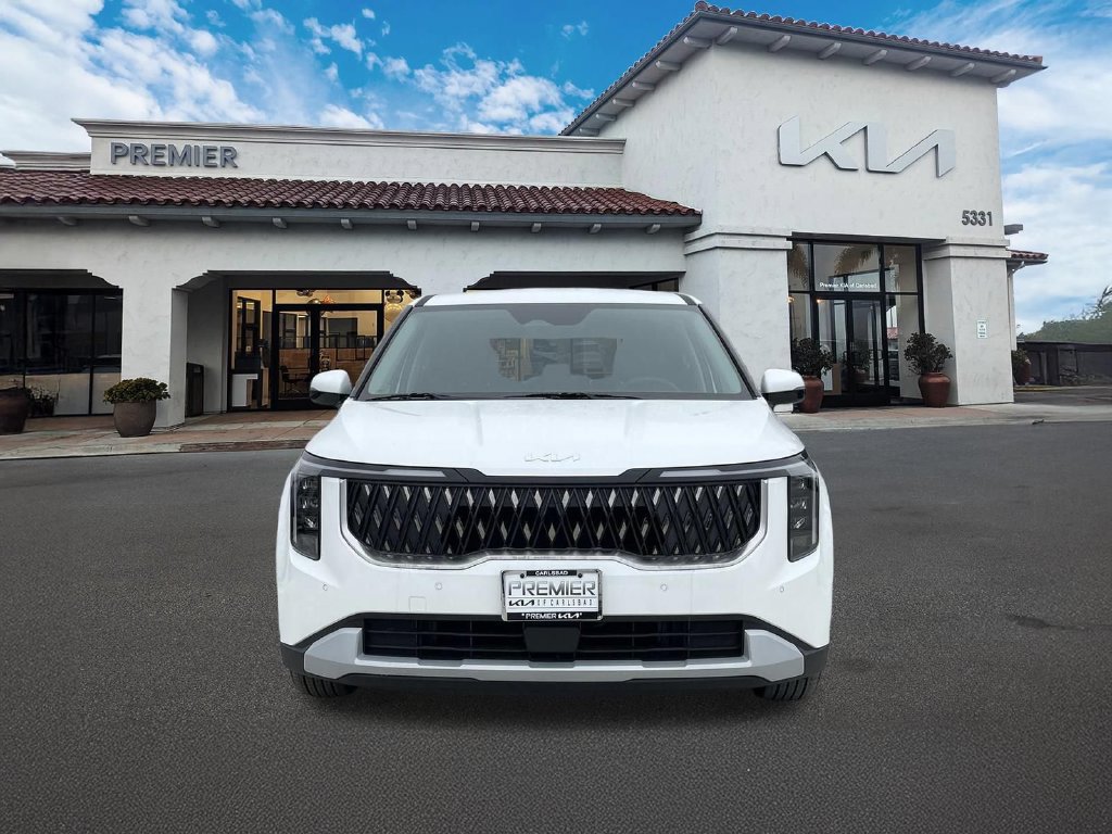 New 2026 Kia Carnival FWD image 3