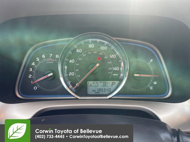 Used 2015 Toyota RAV4 Limited AWD/4WD image 9