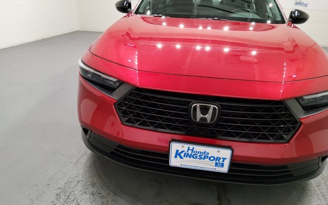 Used 2024 Honda Accord Sport image 9