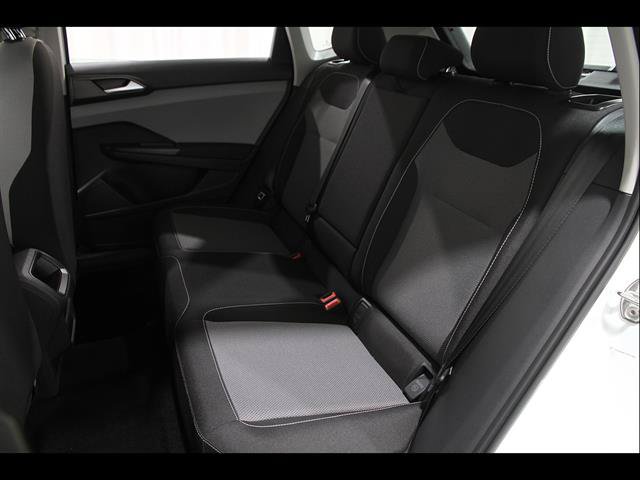 Certified 2023 Volkswagen Taos S FWD image 17