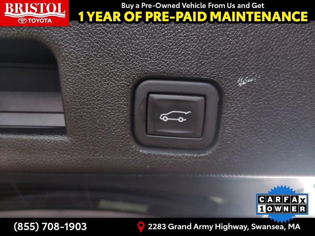Used 2024 Chevrolet Traverse Z71 w/ Enhanced Driving Package AWD/4WD image 35