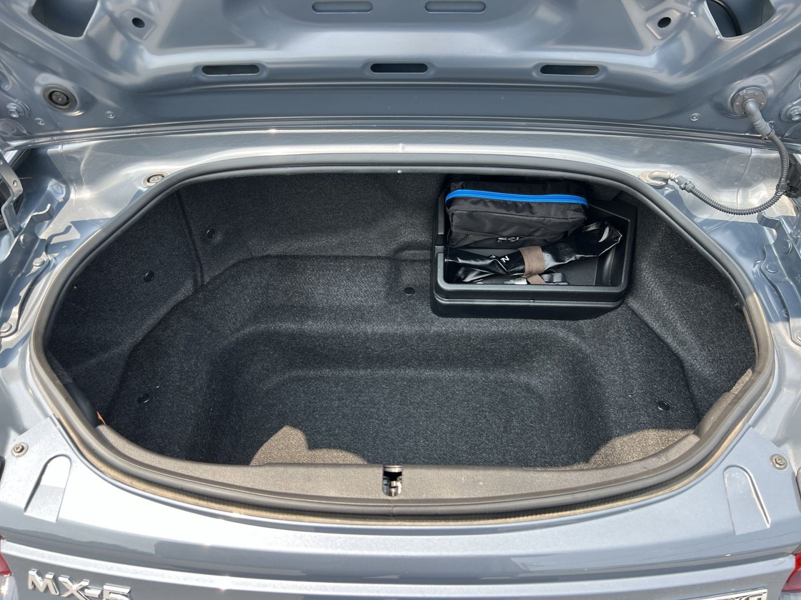 Used 2021 MAZDA MX-5 Miata RF Grand Touring RWD image 23