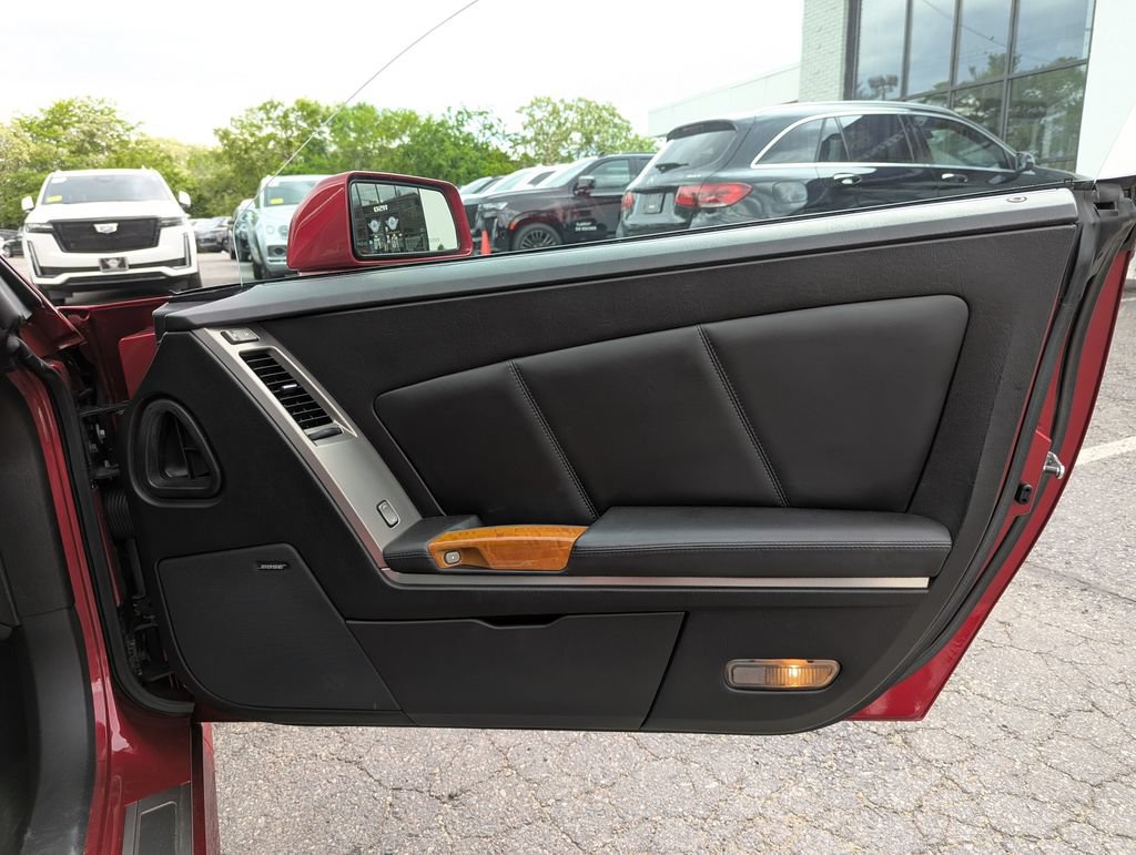 Used 2004 Cadillac XLR RWD image 32