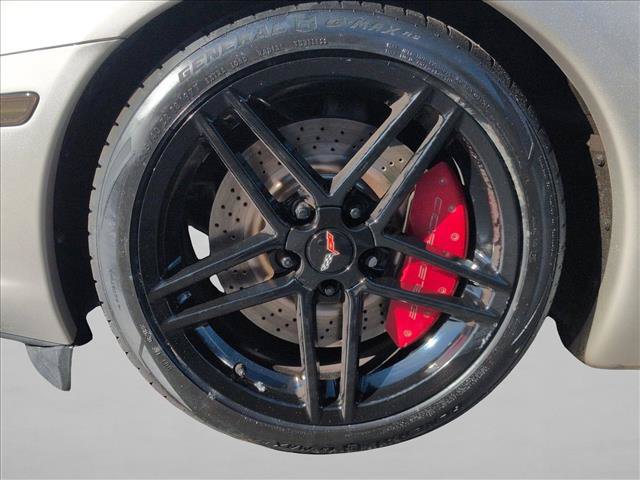 Used 2007 Chevrolet Corvette Convertible w/ Preferred Equipment Group RWD image 19