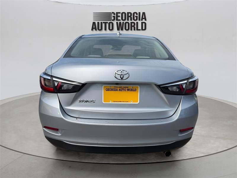 Used 2020 Toyota Yaris L FWD image 10
