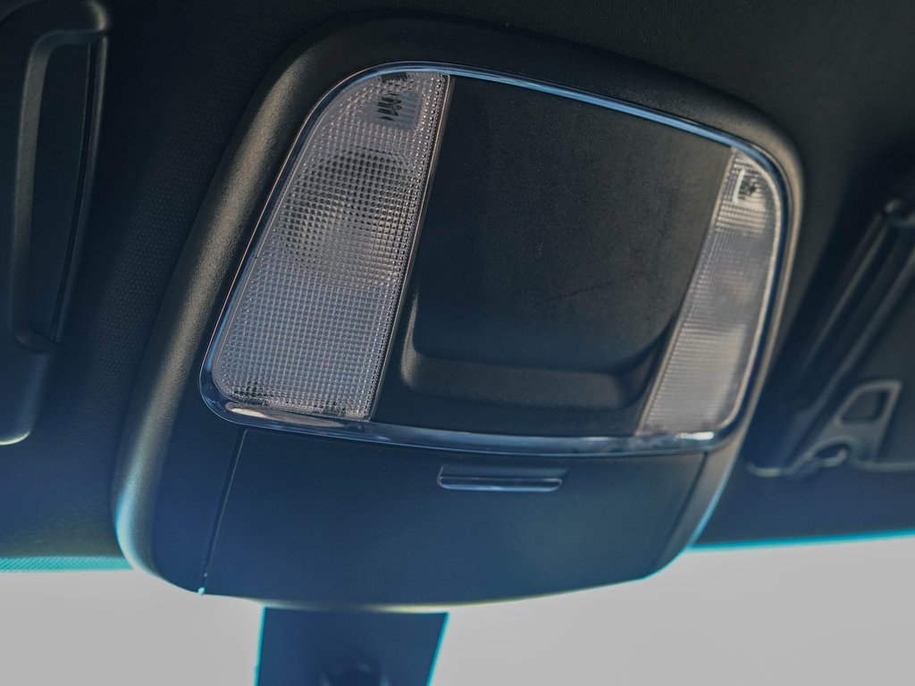 Used 2022 Dodge Charger SXT image 18