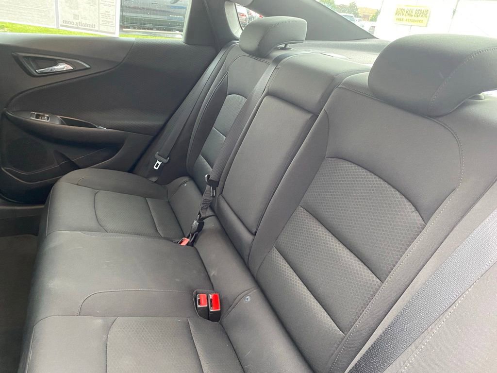 Used 2016 Chevrolet Malibu LT FWD image 22