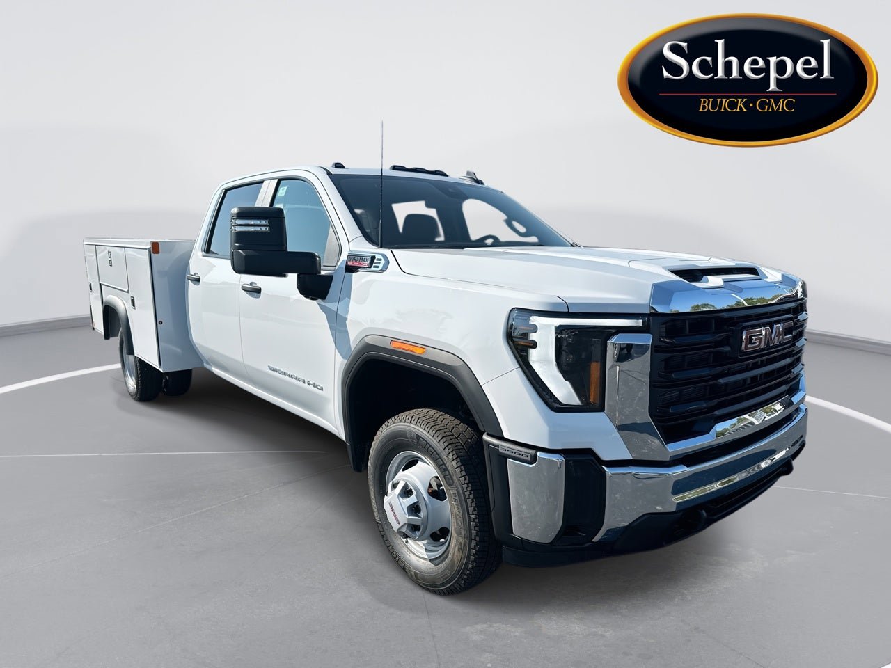 New 2025 GMC Sierra 3500 Pro w/ Convenience Package