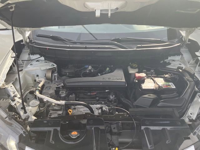 Used 2017 Nissan Rogue SV w/ SV Premium Package image 10