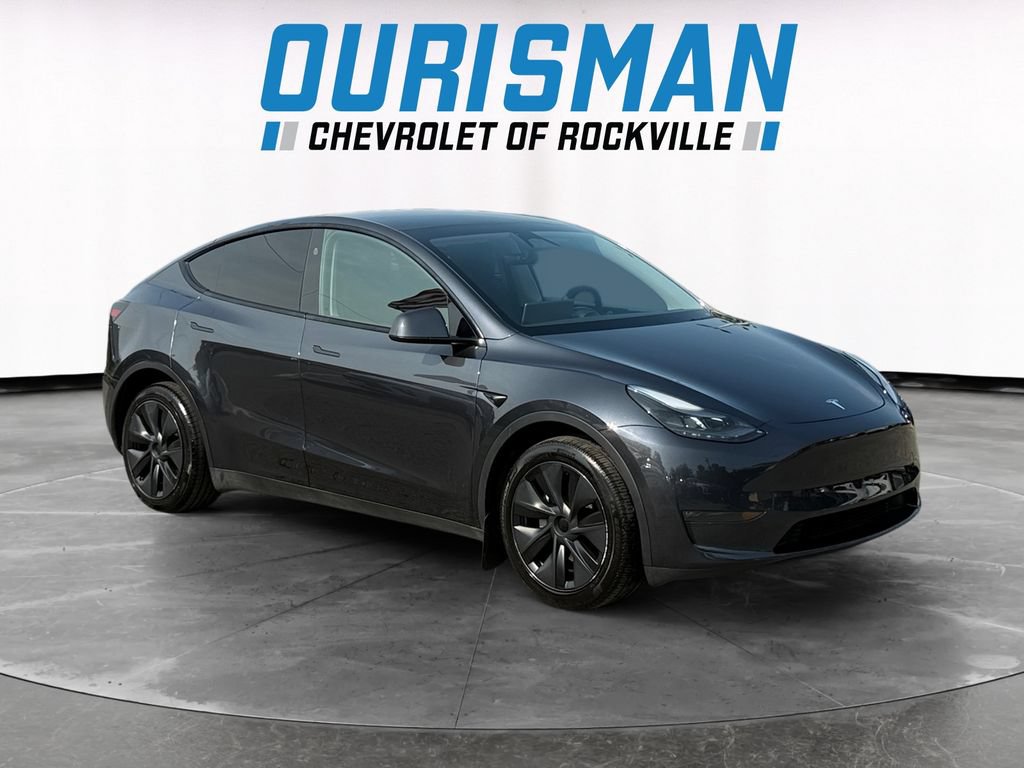 Used 2024 Tesla Model Y Long Range AWD/4WD image 1