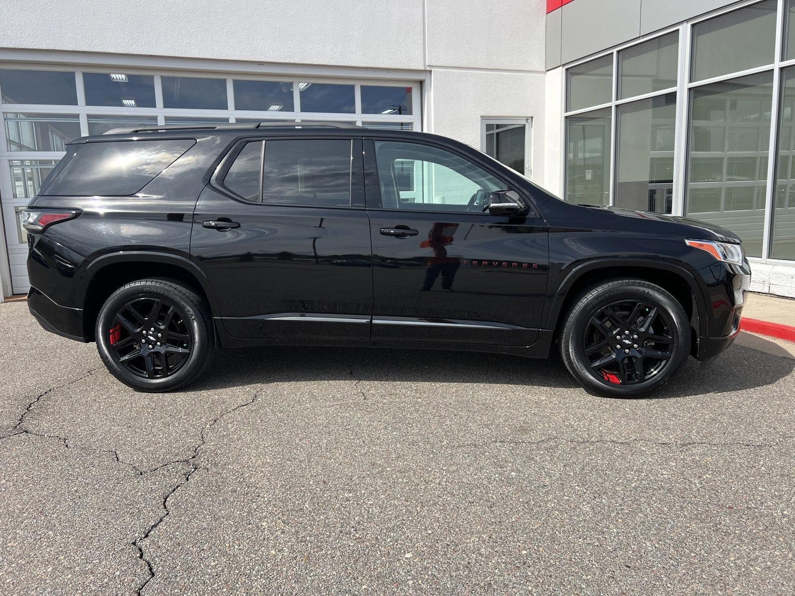 Used 2020 Chevrolet Traverse Premier w/ Redline Edition AWD/4WD image 22