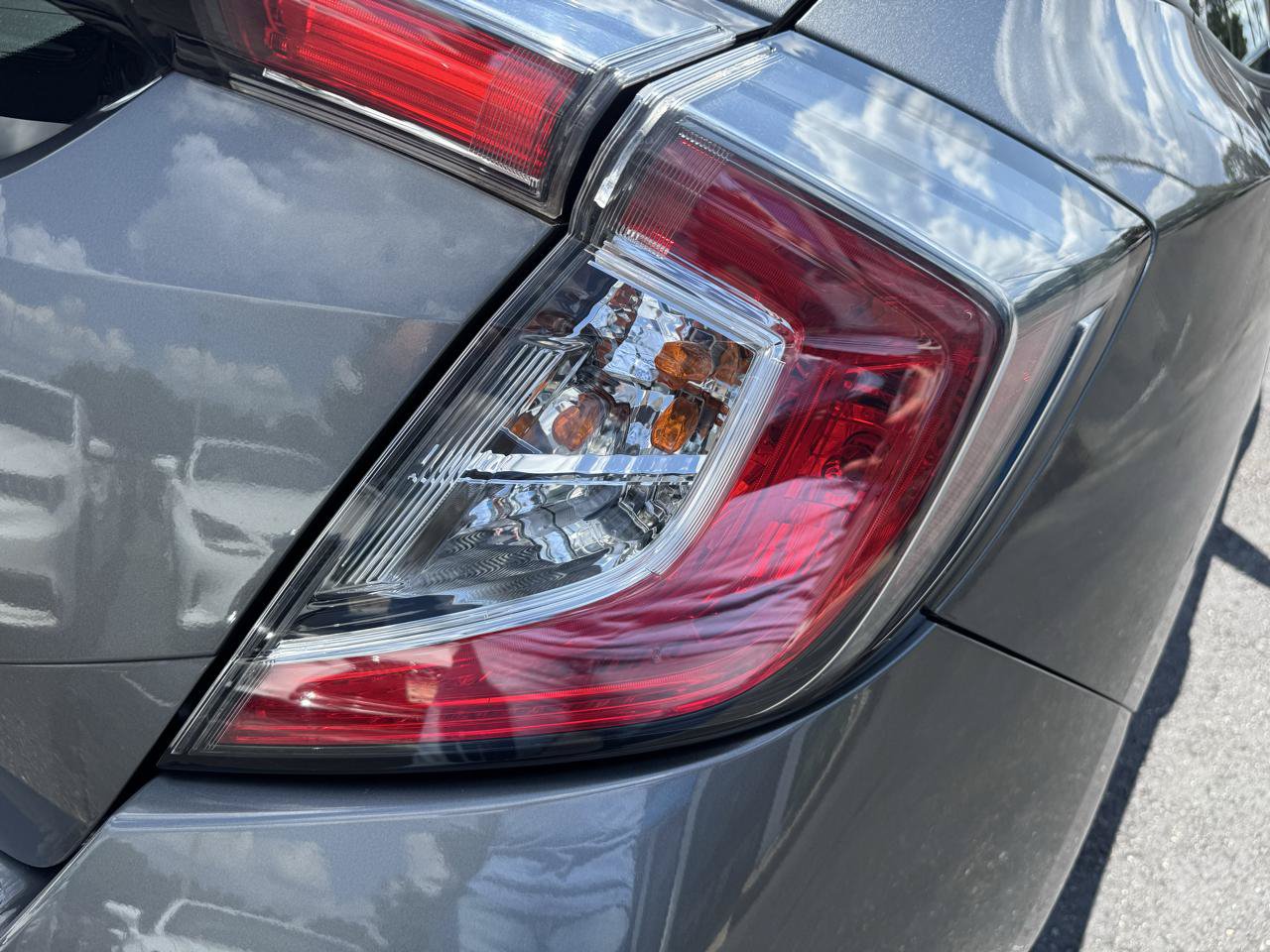 Used 2020 Honda Civic EX image 21