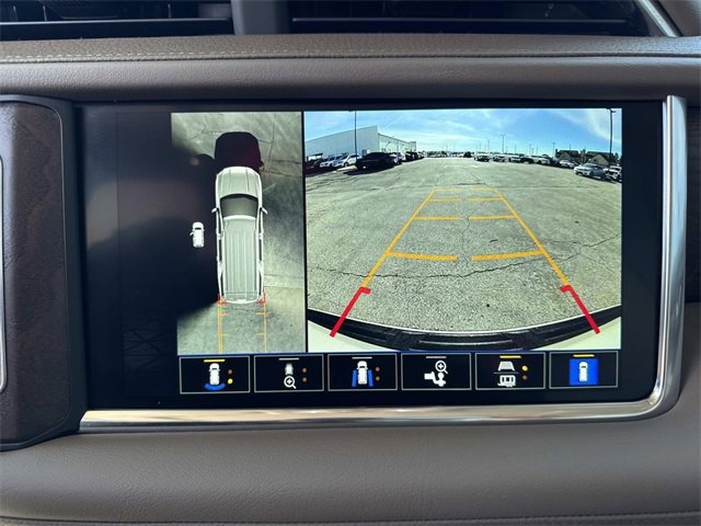 Used 2024 GMC Yukon XL Denali image 22