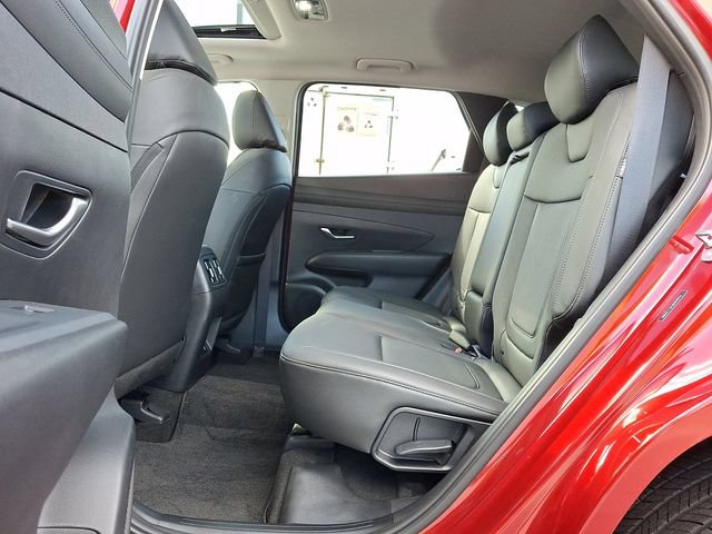 Used 2025 Hyundai Tucson SEL AWD/4WD image 13