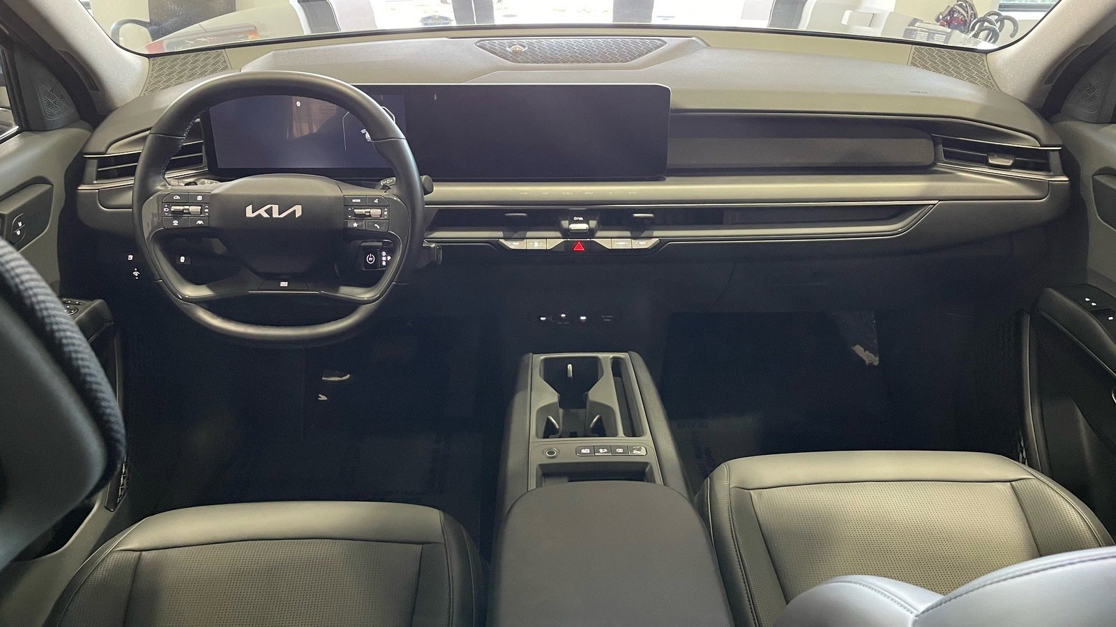 Used 2024 Kia EV9 Light Long Range image 30