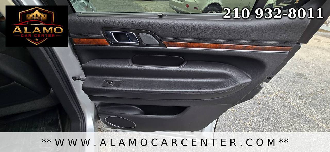 Used 2015 Lincoln MKT AWD w/ Equipment Group 201A image 26