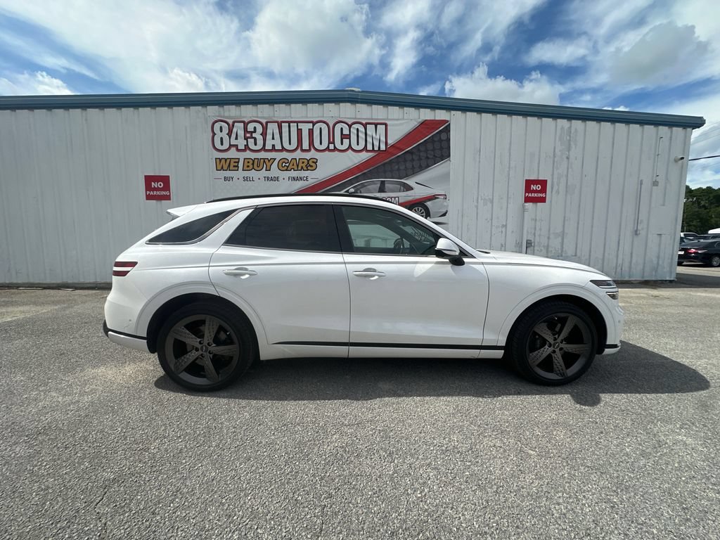 Used 2023 Genesis GV70 3.5T Sport w/ Sport Prestige Package AWD/4WD image 9