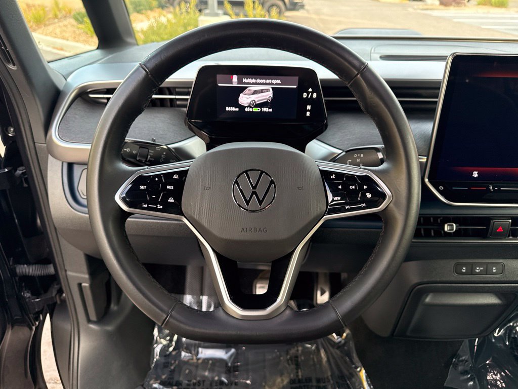 Certified 2025 Volkswagen ID. Buzz Pro S Plus AWD/4WD image 15