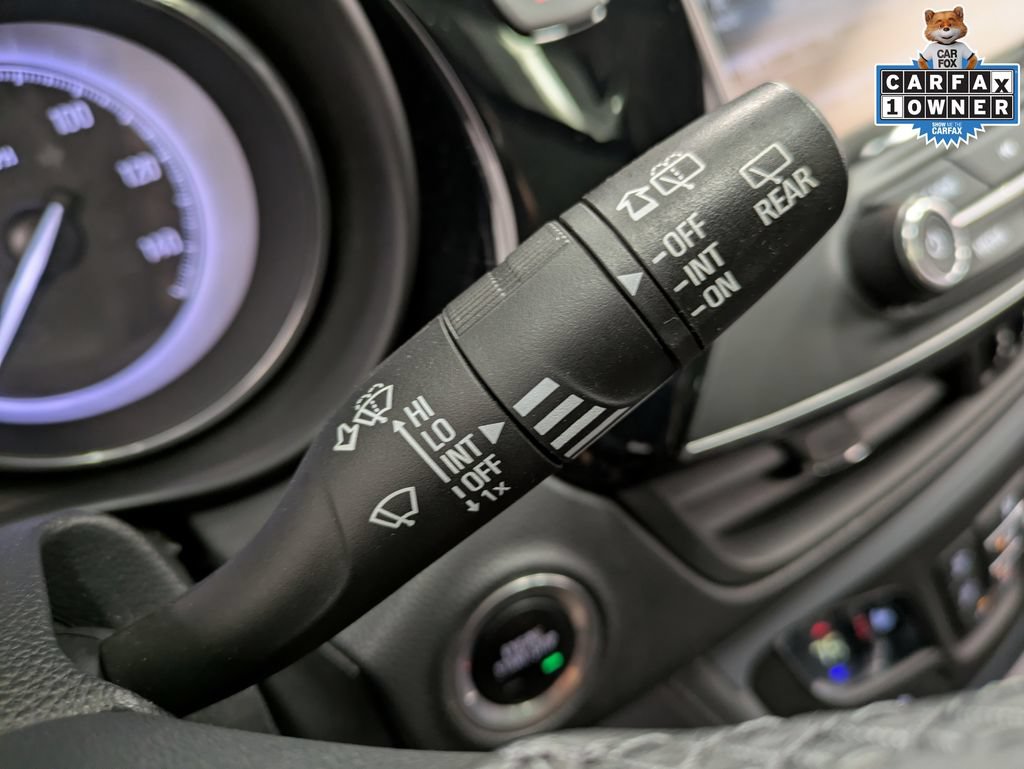 Used 2020 Buick Envision Essence AWD/4WD image 19