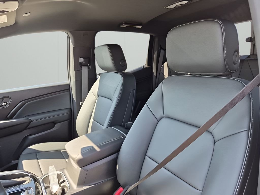 New 2026 GMC Canyon Elevation w/ Convenience Package image 30