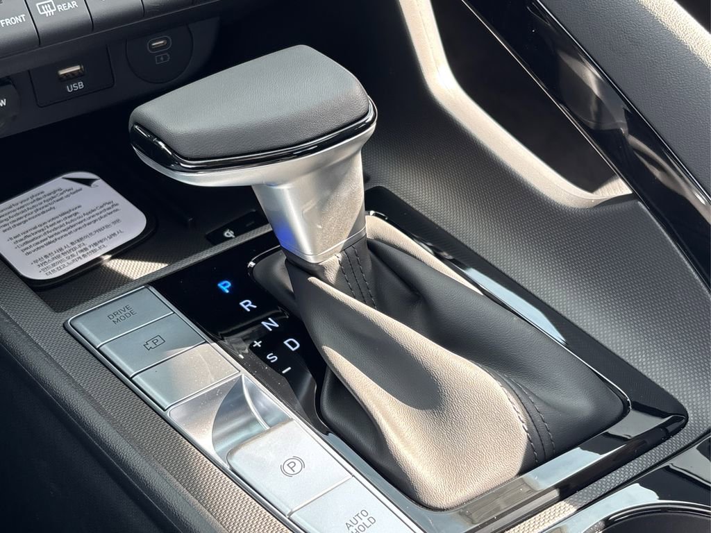 New 2026 Hyundai Elantra Limited image 29