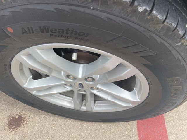 Used 2023 Ford Explorer XLT w/ Equipment Group 202A RWD image 7
