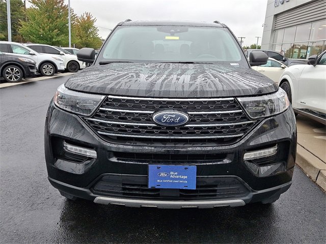 Certified 2022 Ford Explorer XLT w/ Equipment Group 202A image 3