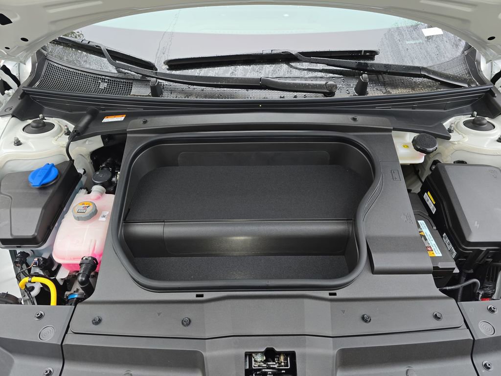 New 2025 Hyundai Ioniq 6 SE image 29