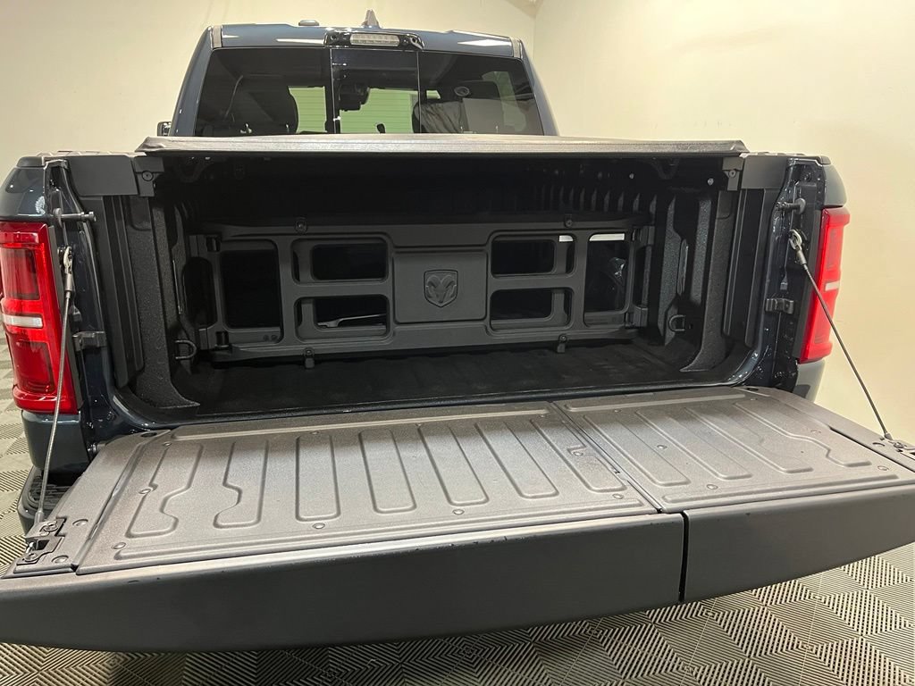 Used 2026 RAM 1500 Limited AWD/4WD image 19