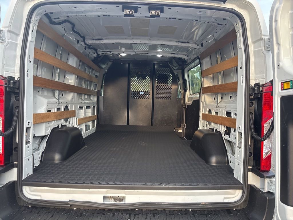 Used 2024 Ford Transit 250 Low Roof w/ Exterior Upgrade Package image 15