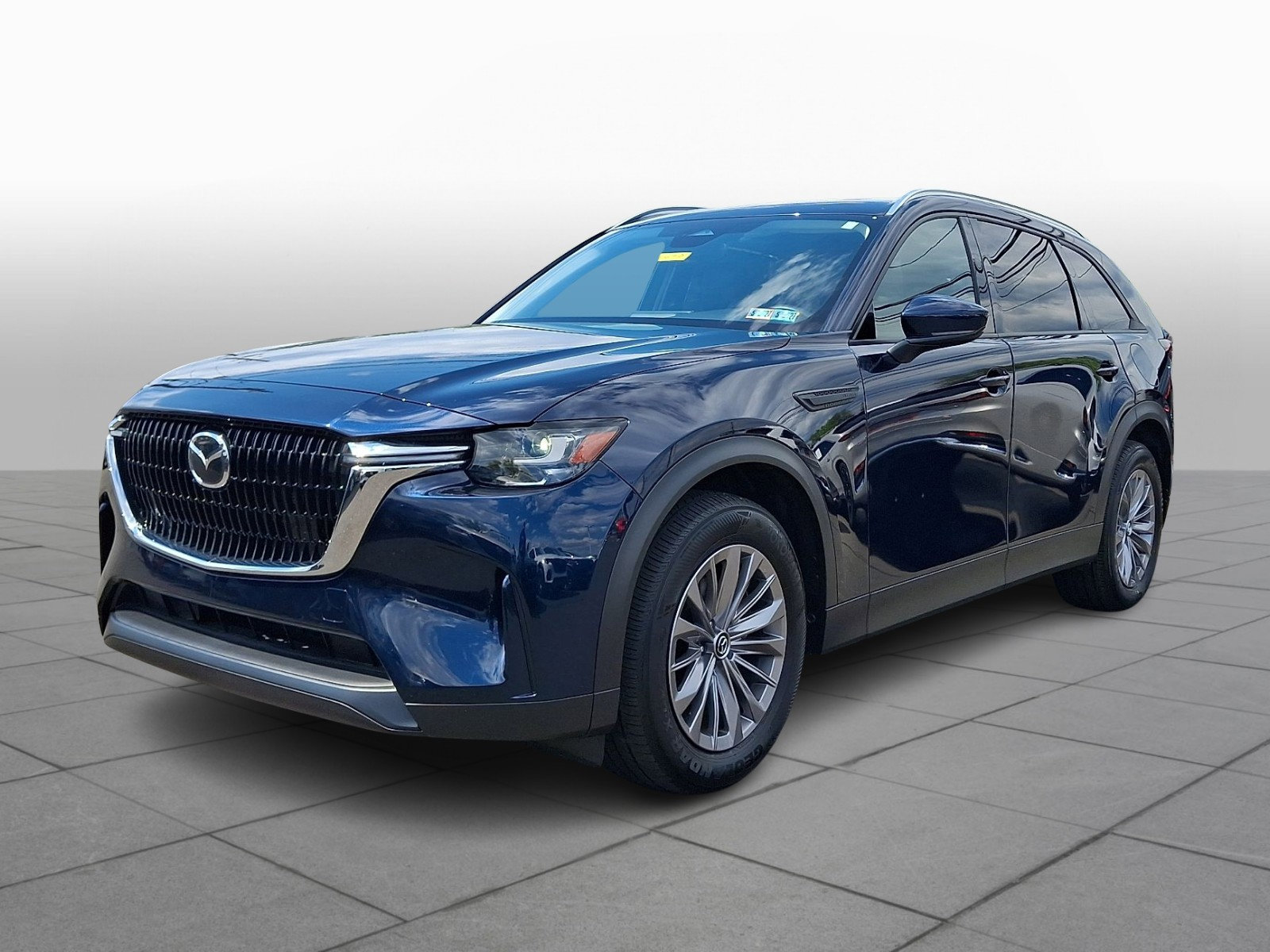 Certified 2024 MAZDA CX-90 3.3 Turbo w/ Preferred Package AWD/4WD image 4