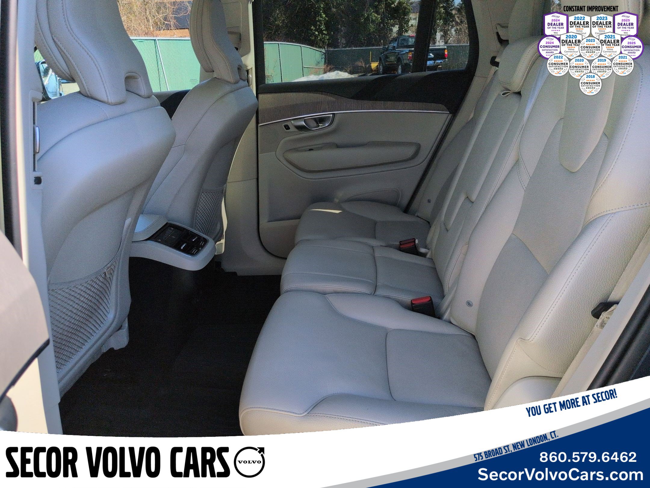 Used 2023 Volvo XC90 B6 Plus w/ Protection Package Premier image 10