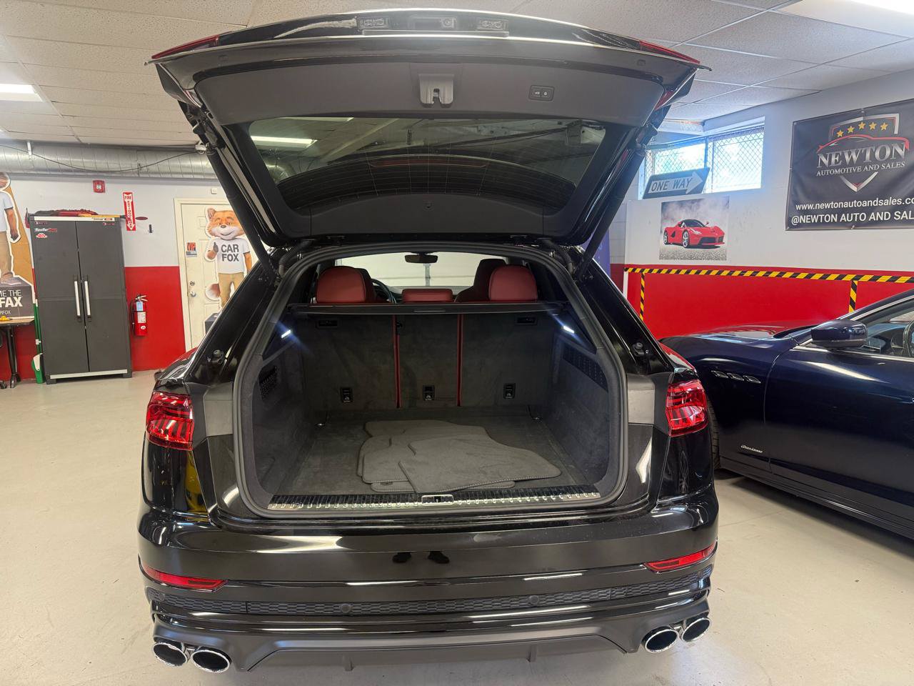 Used 2023 Audi SQ8 Premium Plus AWD/4WD image 11