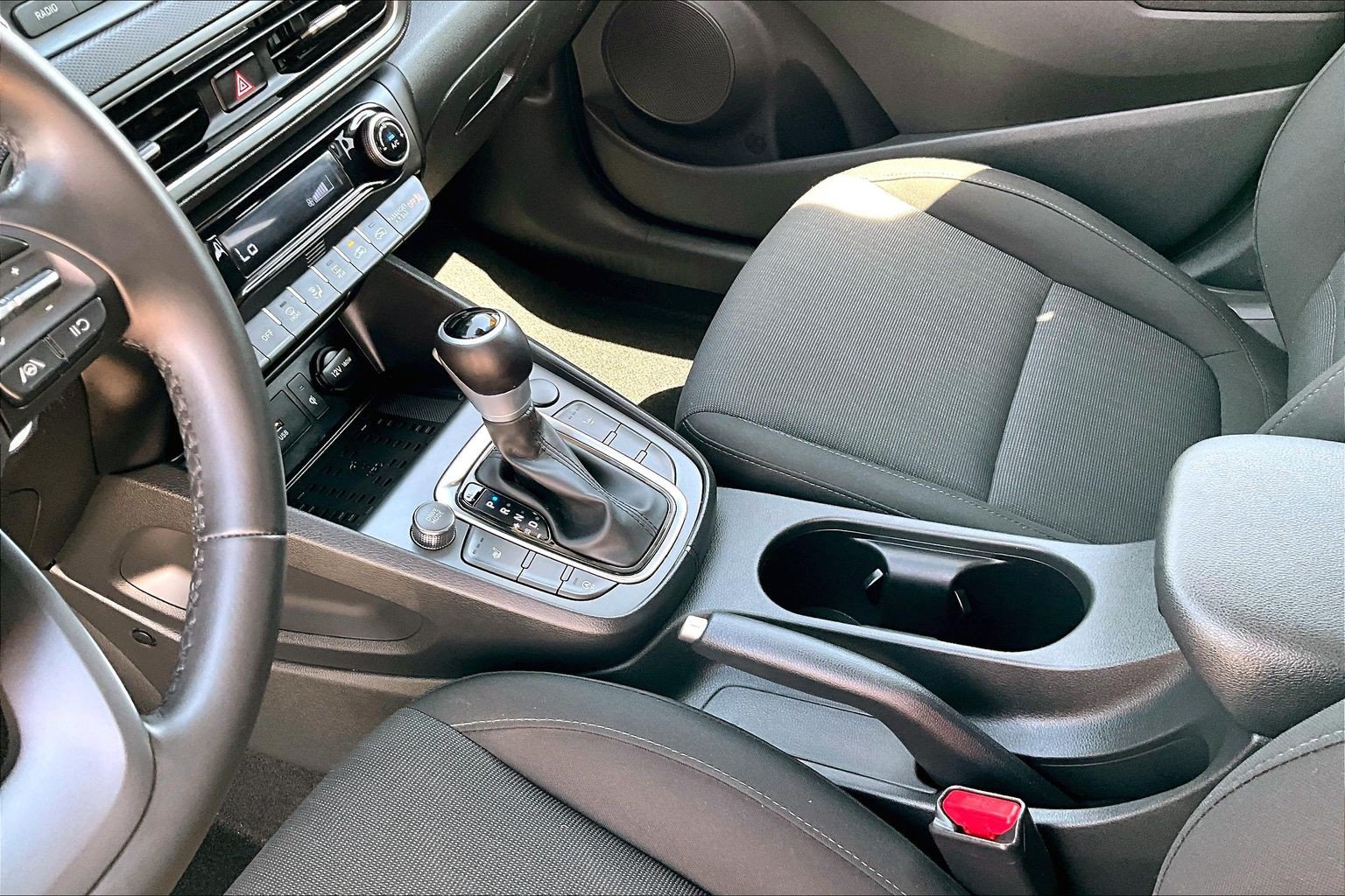 Used 2022 Hyundai Kona SEL w/ Convenience Package FWD image 13