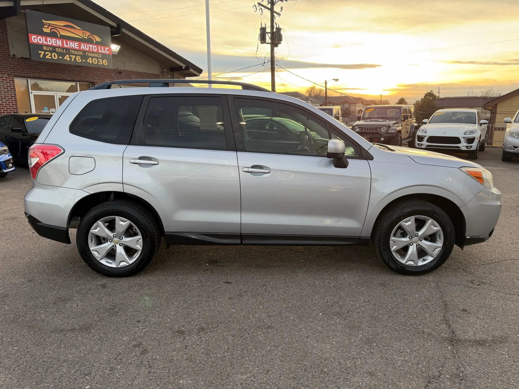 Used 2015 Subaru Forester 2.5i Premium w/ All-Weather Package image 9