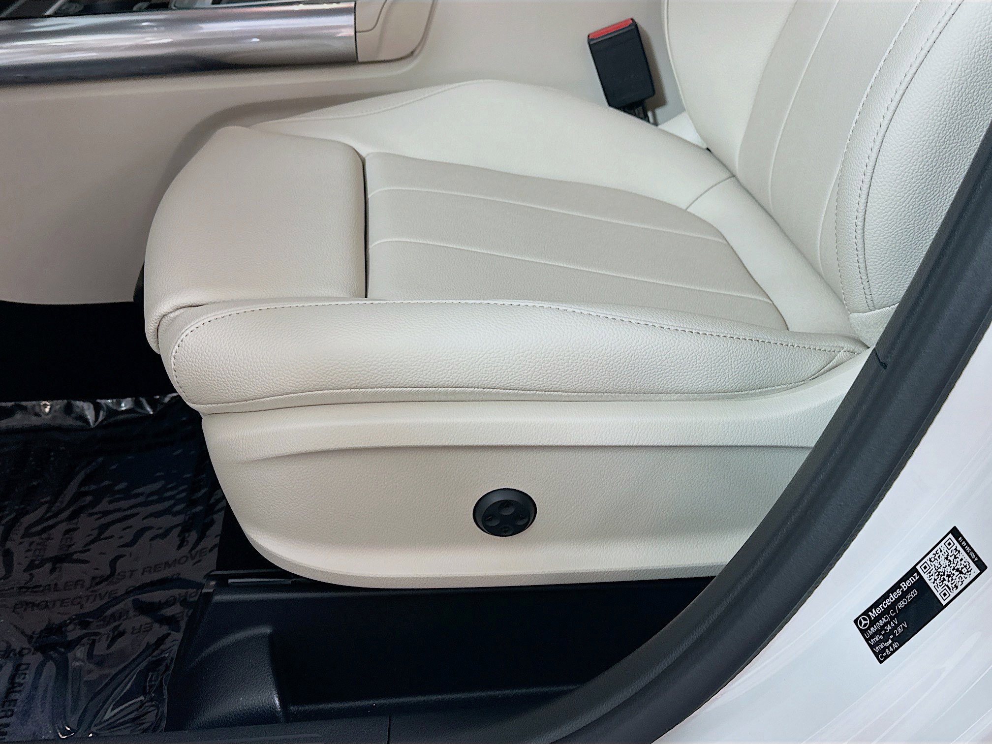 New 2026 Mercedes-Benz GLA 250 4MATIC image 18