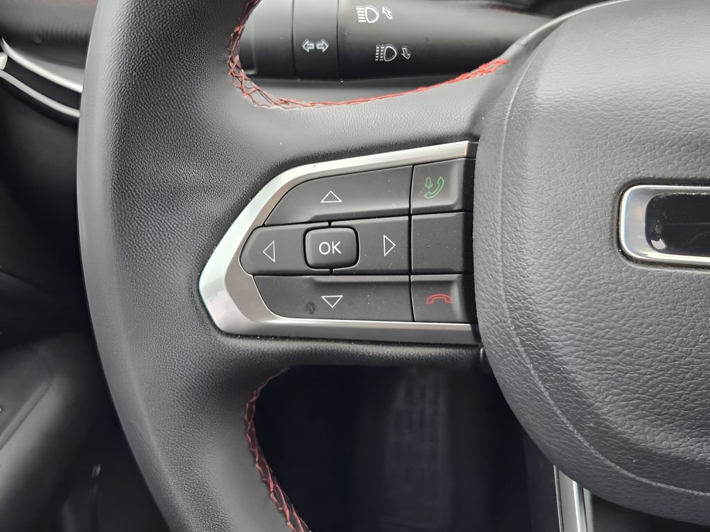 Used 2024 Jeep Compass Trailhawk AWD/4WD image 24