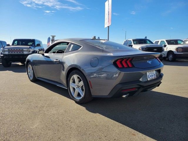 New 2026 Ford Mustang Coupe image 3