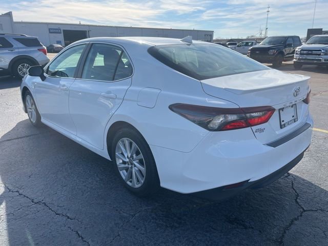 Used 2023 Toyota Camry LE image 6