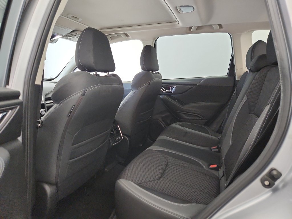 Used 2021 Subaru Forester Premium image 31